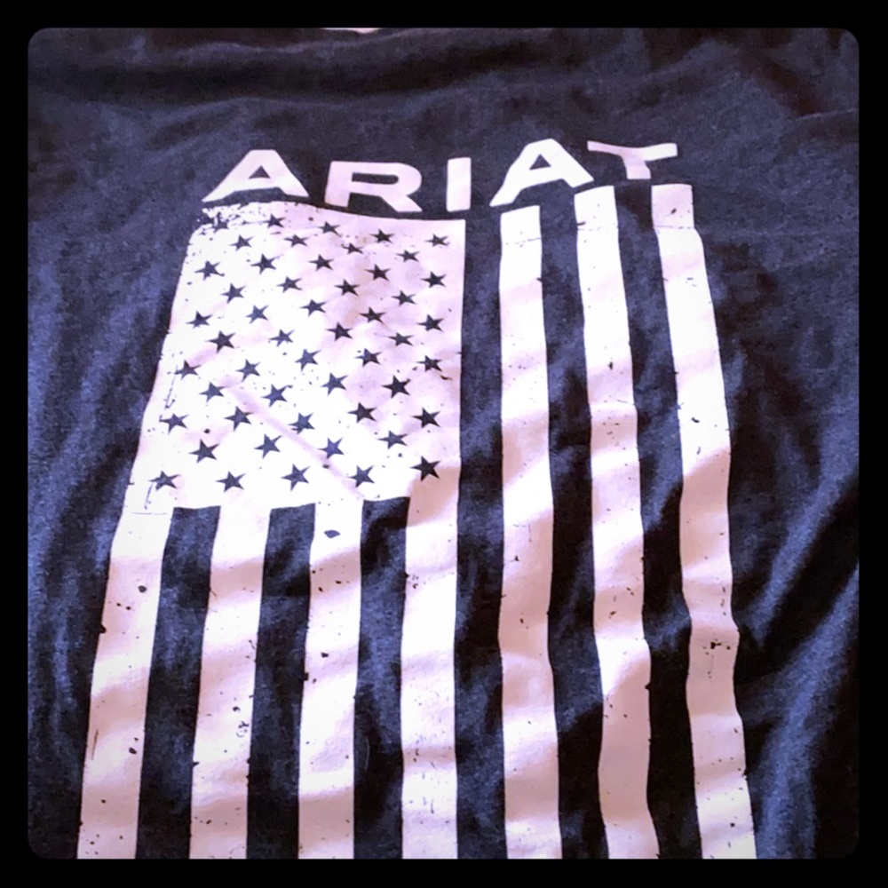 Ariat Top